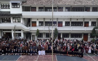 MTs Almaarif 01 Singosari Gelar Peringatan Hari Kartini Menanamkan  Karakter Positif dan Semangat Berkarya