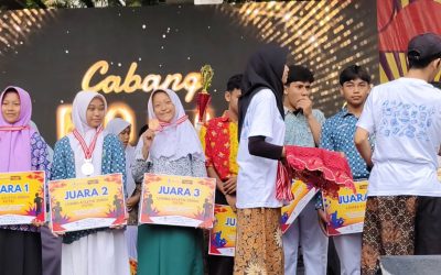 MTs Almaarif 01 Singosari Serahkan Sertifikat Juara Lomba kepada Para Siswa, Apresiasi Madrasah kepada Siswa Berprestasi